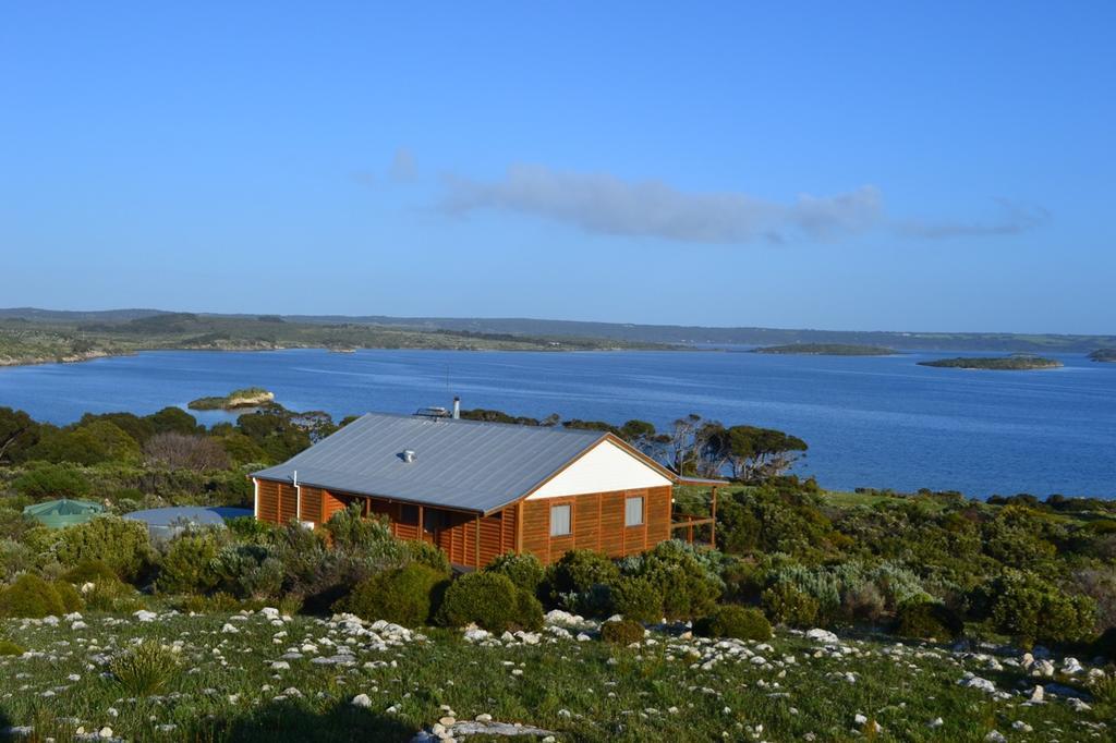 Pelican Lagoon Cabin Exterior foto